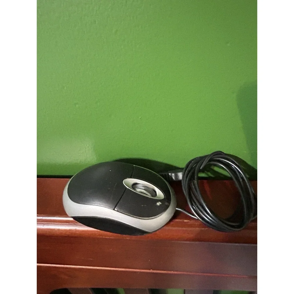 Wired Optical Mouse USB Black and Silver Scroll Wheel Computer Peripheral